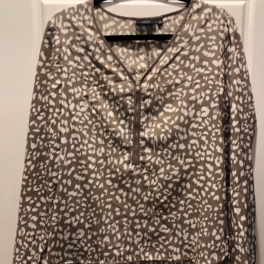 Apt. 9 Leopard Print Blouse | Medium